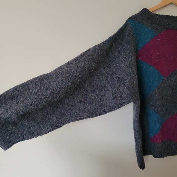 Vintage Handmade Knit Grey Wool Oversized Sweater with Geometric Design - Picture 8 of 8